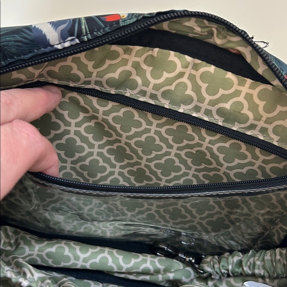 Lug Carousel XL Crossbody Wildlife Jungle Pattern Bag RFID - Picture 10 of 14